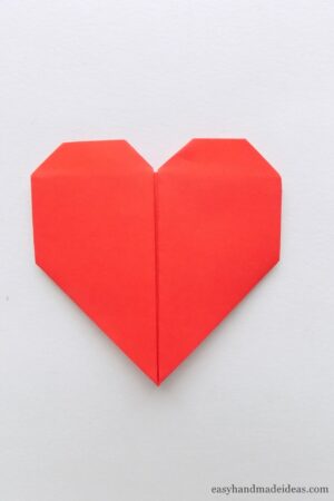 How to Make an Easy Origami Heart: 12 Steps