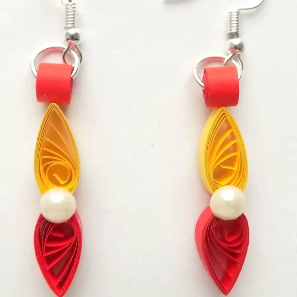 Red-Yellow Quilled Earrings – Lokta Cards